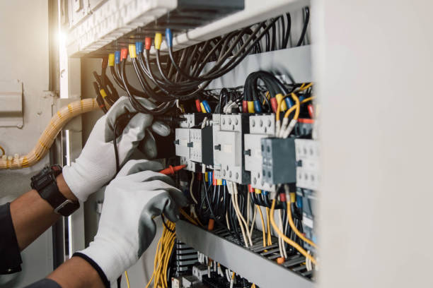 Best Electrical Contractors for Businesses  in Medina, WA